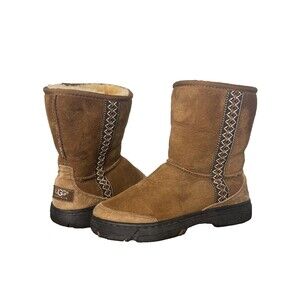 UGG Australia Chestnut Sheepskin Suede Mid Calf Winter Boots Women's Size 6